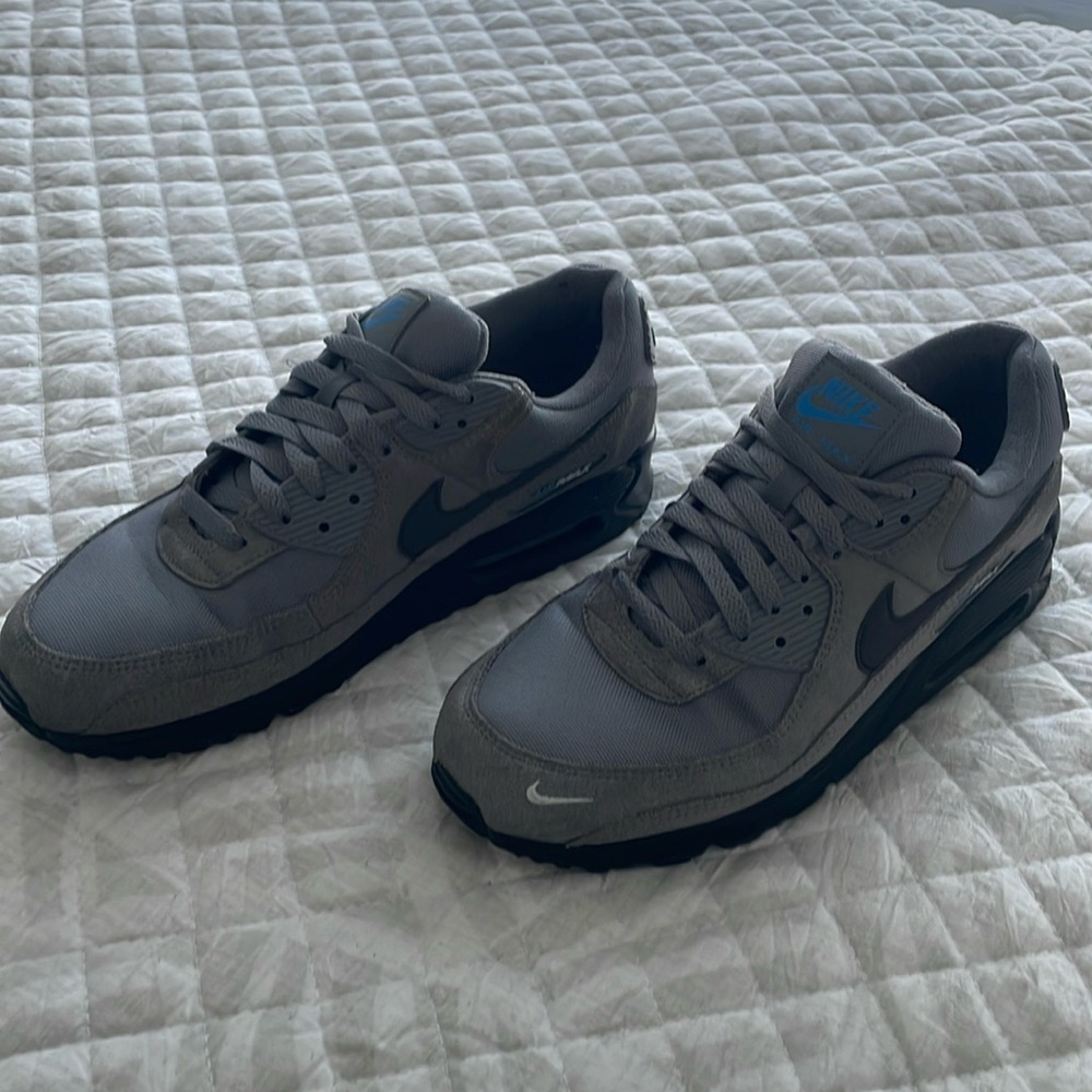 Nike air max